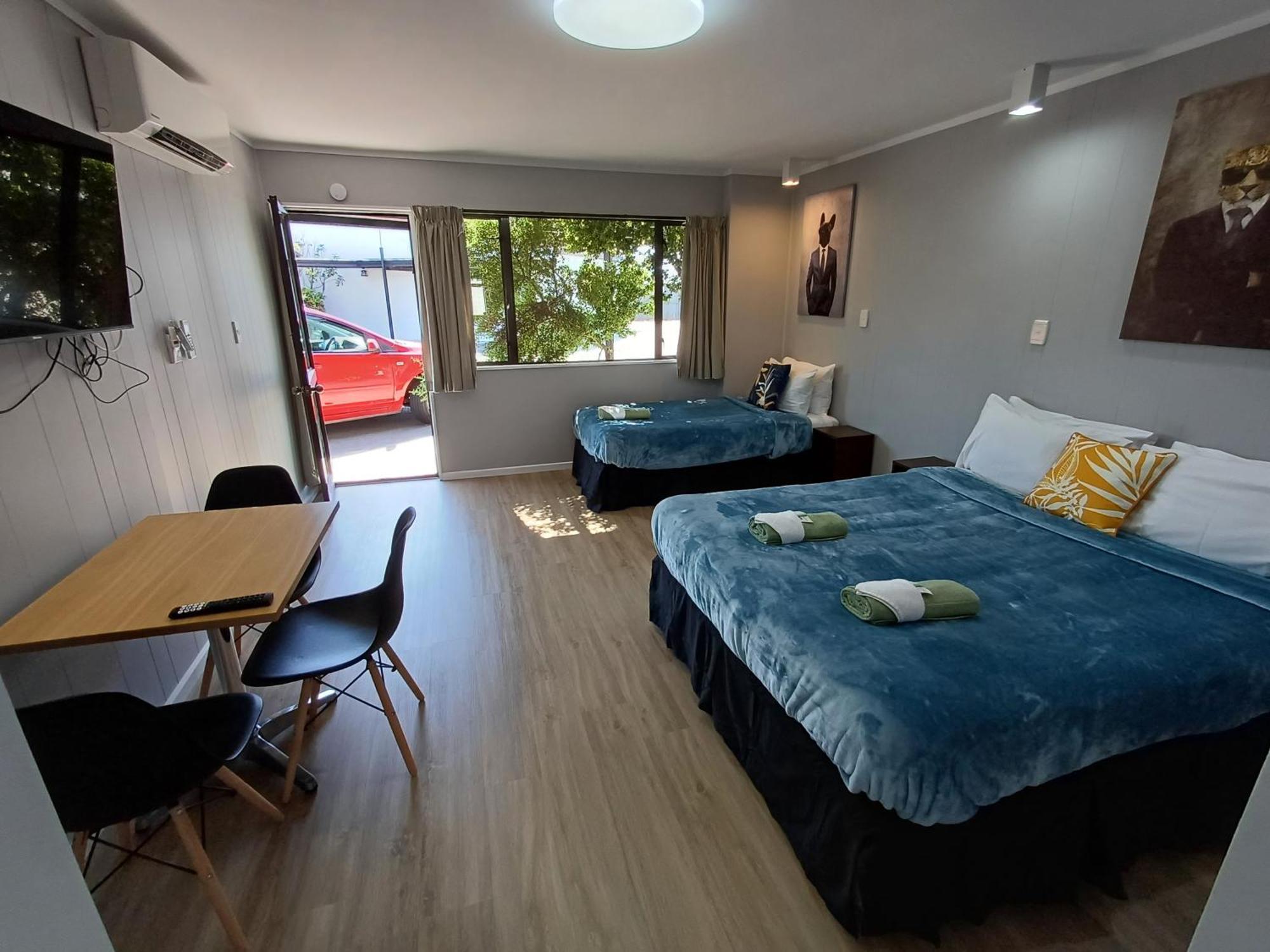 Gothic Heights Motel Christchurch Bilik gambar