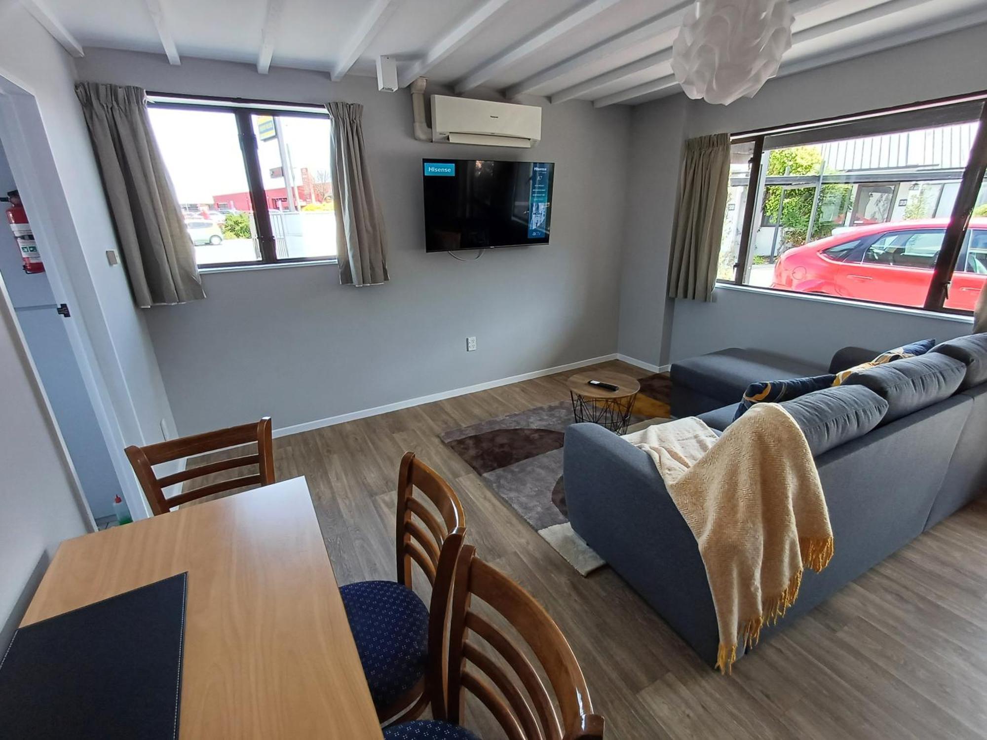 Gothic Heights Motel Christchurch Bilik gambar